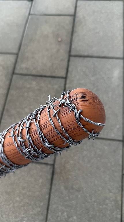 Giochi: Batte Lucille The Walking Dead Negan – Usato da La Conversion venduto da alxalxalx