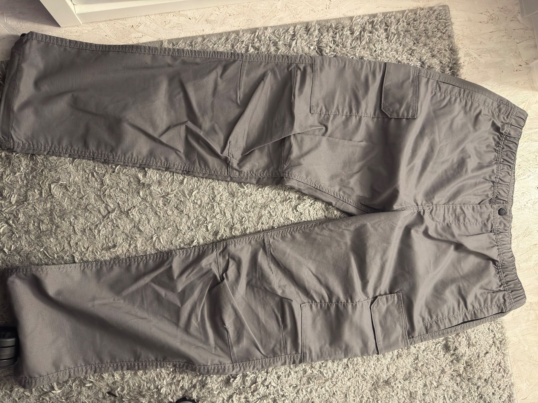H&M Pantaloni: H&M Hose neu – Nuovo (secondo la descrizione) da Römerswil LU venduto da oli_9hd5 2