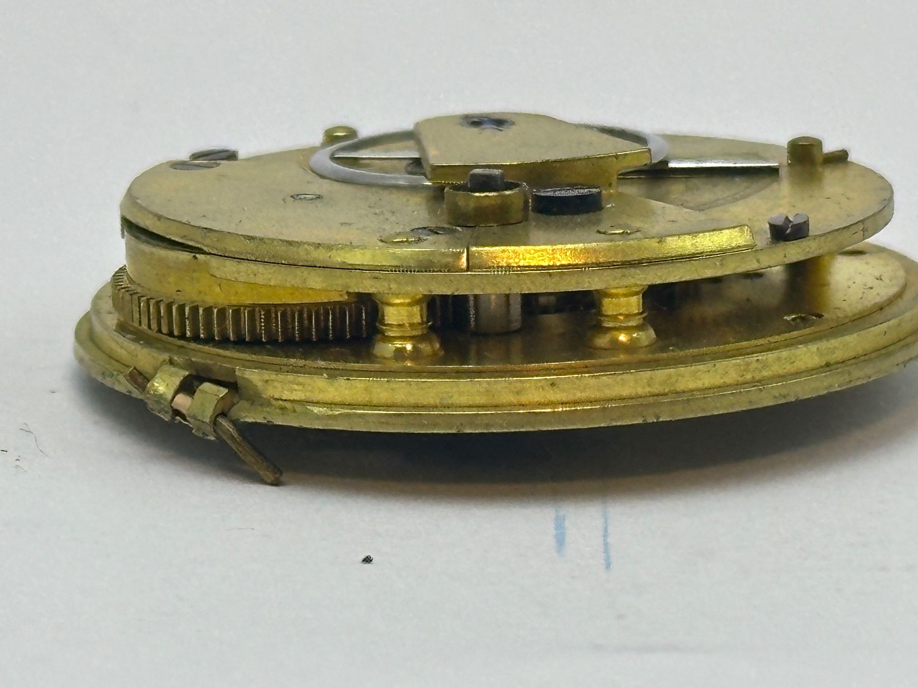 Uhren: Hochwertiges Spindel Uhr Werk – Gebraucht aus Brüttisellen von AlphaOmega05 2
