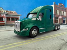NEU Kenworth T680 Sleeper HO Logistics Replicas USA H0 1/87