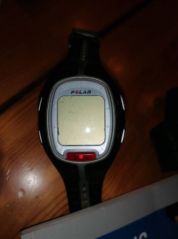 Attrezzature mediche: Polar RS200 Digital mit Brustgurt – Usato da Amsoldingen venduto da Elfenlieb 1