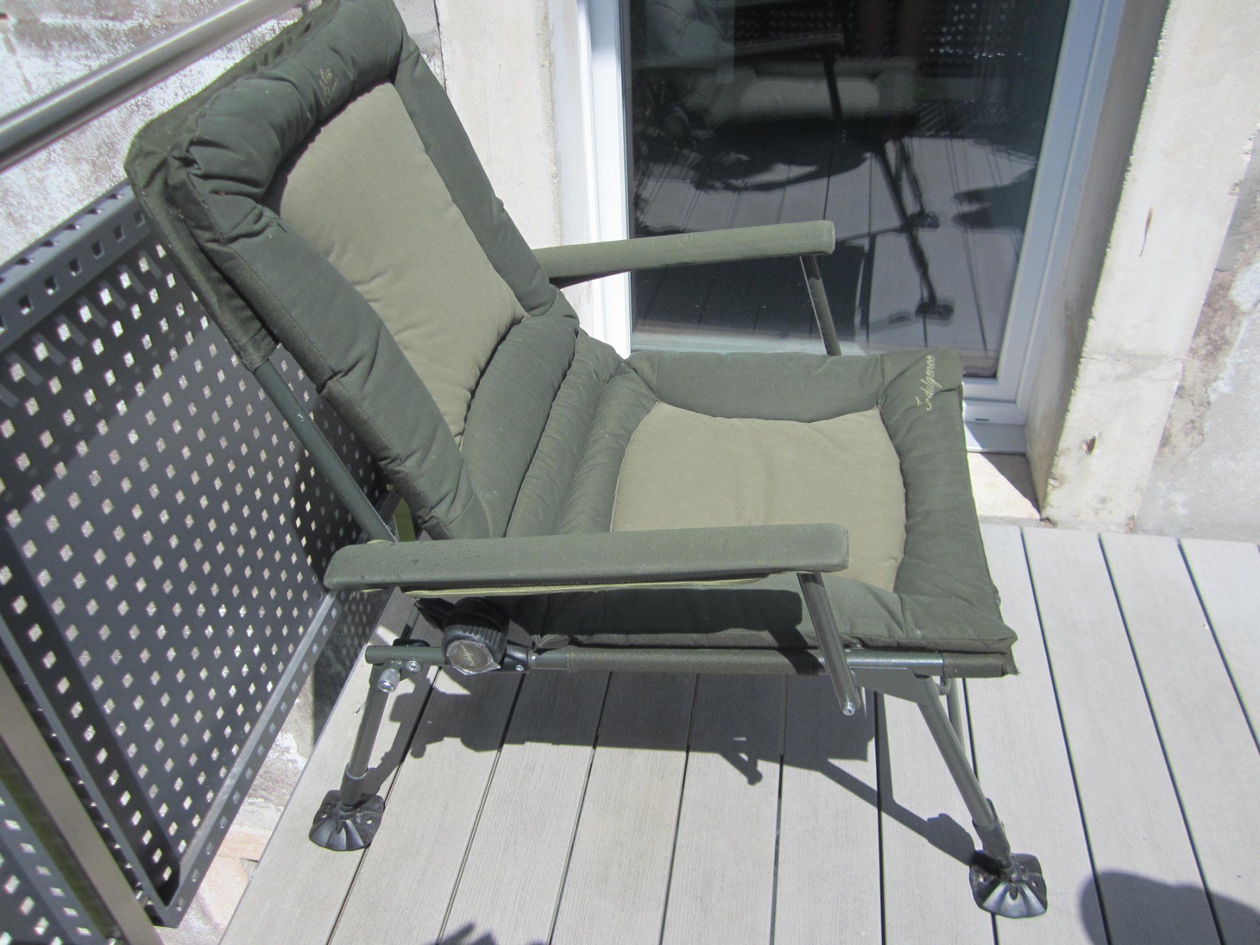 Chaises: Chaise de pêche Mack 2 – D'occasion à Tramelan par Tors 1