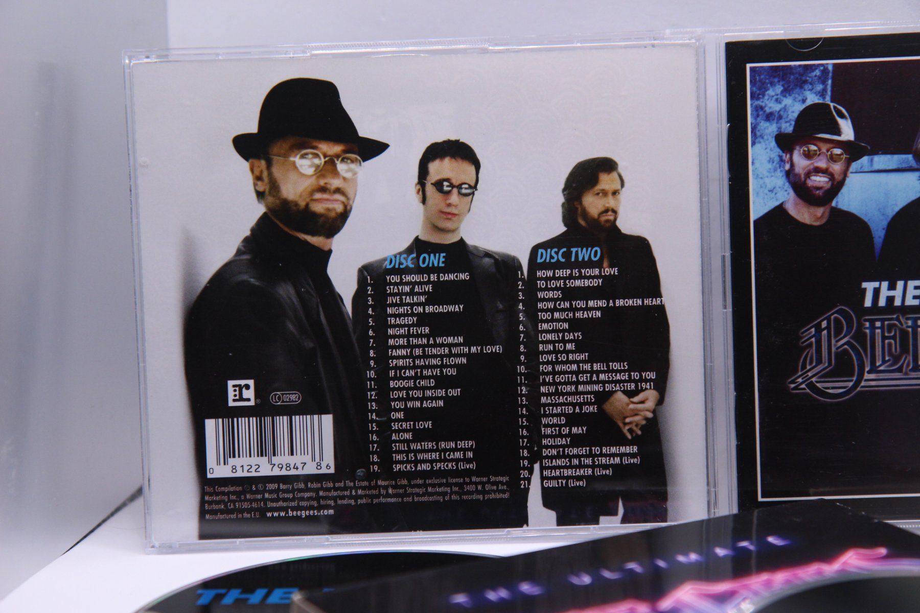 CD: 2 CD Set Bee Gees - The Ultimate Bee Gees – Usato da Ernetschwil venduto da luisvonerni 1