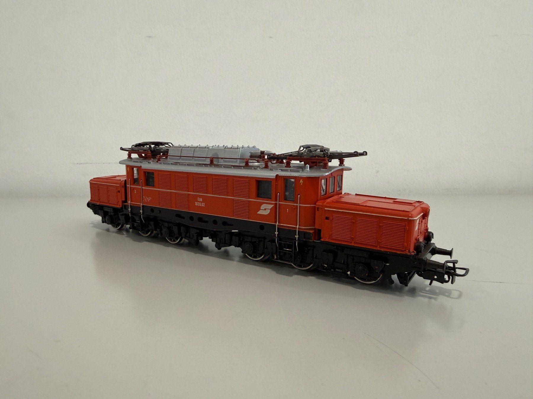 Märklin Modelleisenbahnen: Elektrolokomotive BR 120 der ÖBB – Neu (gemäss Beschreibung) aus Oftringen von Pgi 2