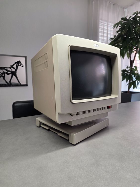 IBM 3197 Display Terminal + Monitor – Vintage Sammlerstück (Gebraucht ...