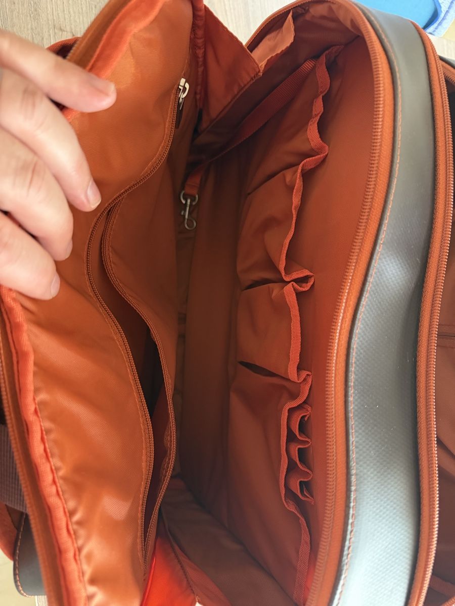 Bree Valigie: BREE Business-/Laptoptasche mit integriertem Trolley – Usato da Ettingen venduto da Schappo 3