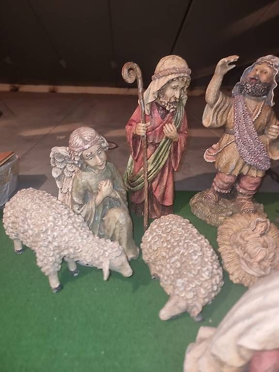 Statuette: Krippenfiguren – Usato da Sempach venduto da Severin.Roth 1