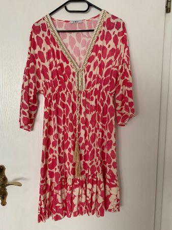 Sommerliches Kleid mit Muster, Top Zustand!