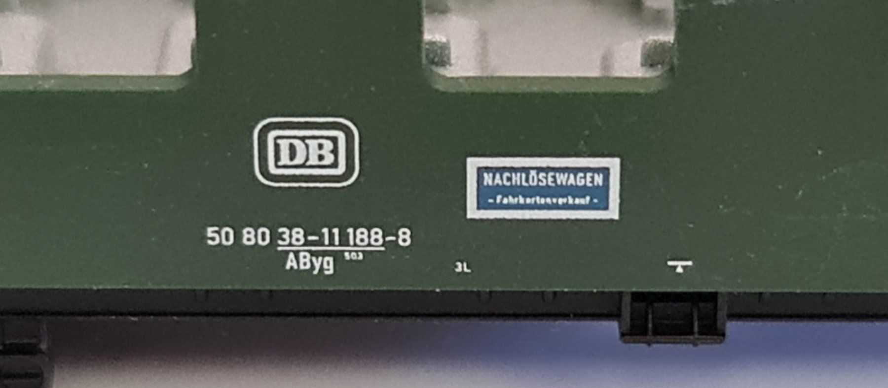 Fleischmann Modellini di ferrovie: Fleischmann DB Wagen Gehäuse N – Nuovo (secondo la descrizione) da Pfungen venduto da Fastback66 3