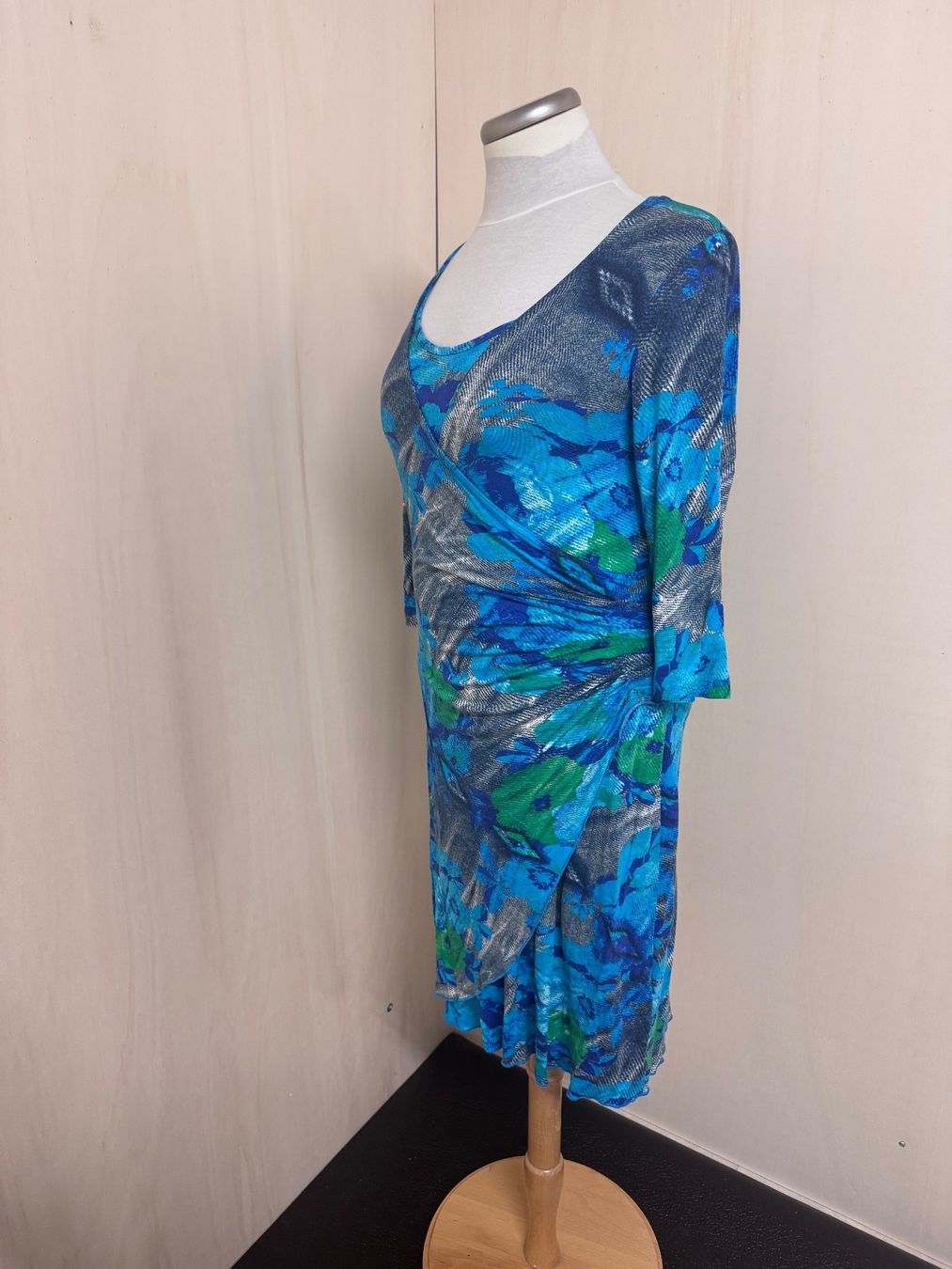 Vestiti: Buntes Kleid von "Class fx" – Usato da Zürich venduto da van_5xbk 1