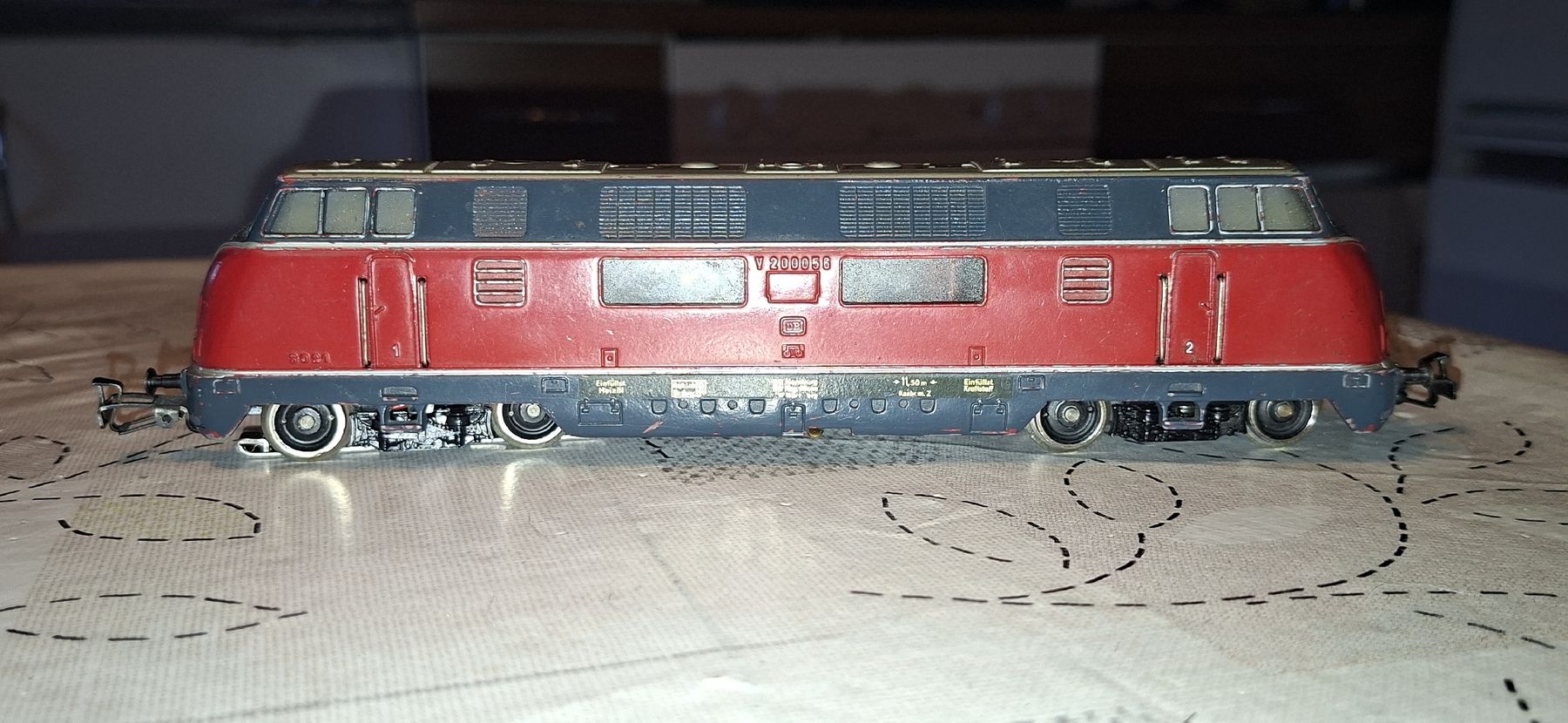Märklin Modellini di ferrovie: H0 Analog Wechselstrom DB Lok V200 056 Fährt.Preisvorschlag – Difettoso da Pfäffikon ZH venduto da gub_2j76 1