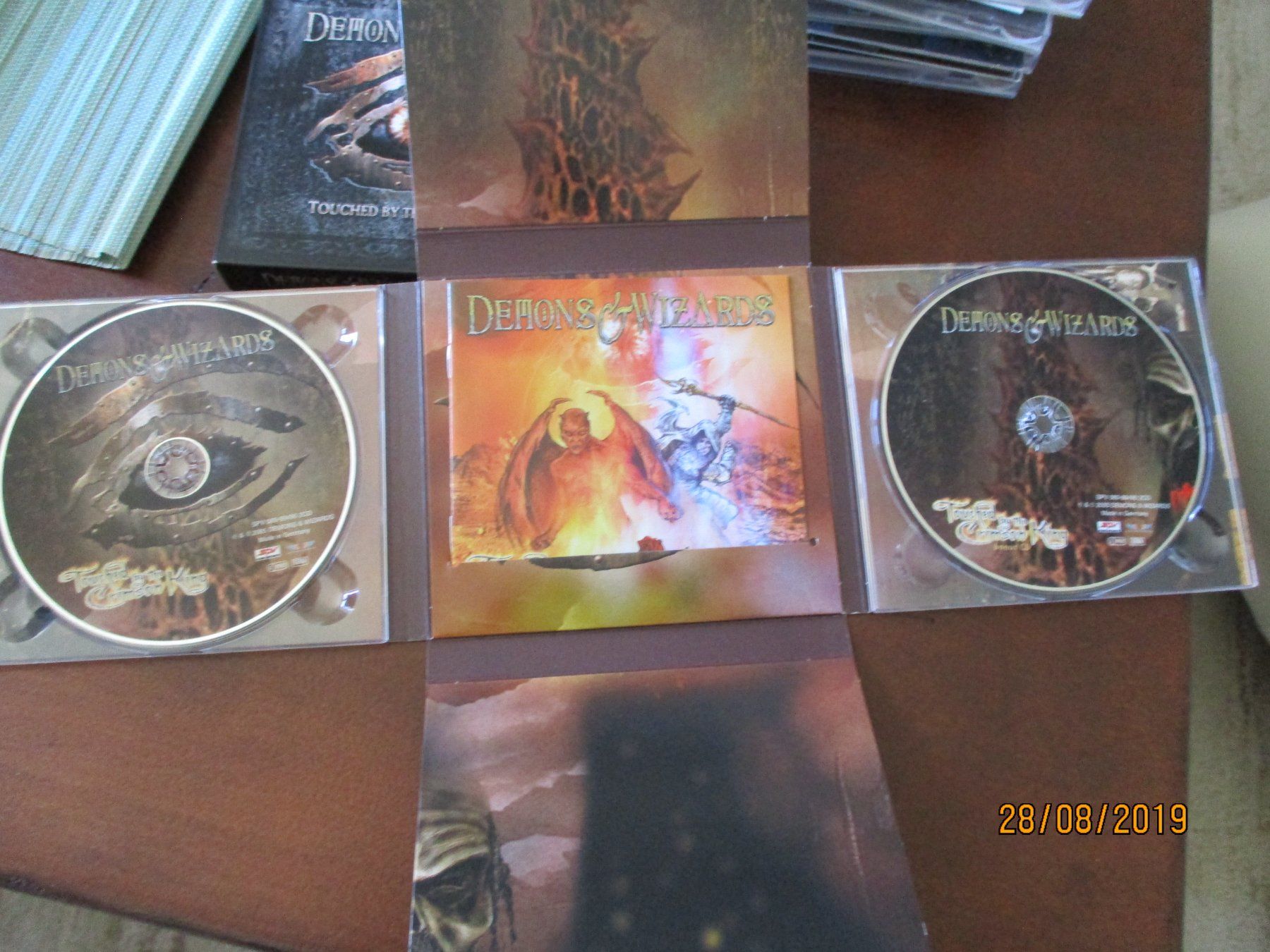 CDs: Demons & Wizards - Touched By – Gebraucht aus Liestal von Disc-Point 2