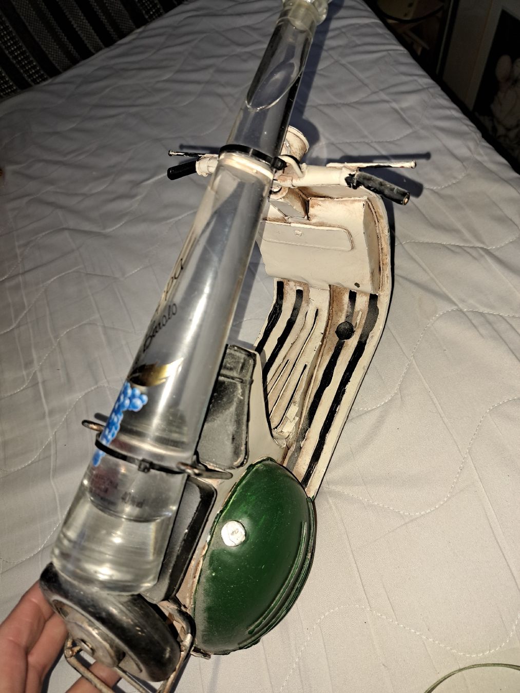 Altro: Vespa Deko-Roller mit Grappa Flasche. unbenutzt – Nuovo (secondo la descrizione) da Kölliken venduto da Upcycling-by-Mc-TAM 2