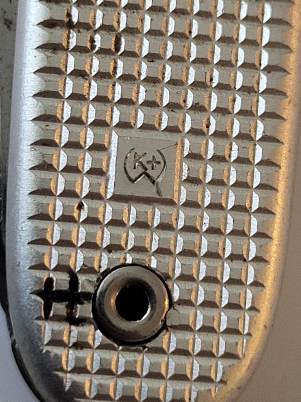 Victorinox Coltelli tascabile: Schweizer  Sokdatenmesser  1985 schöner Zustand – Usato da nunningen venduto da mic_88k2 2