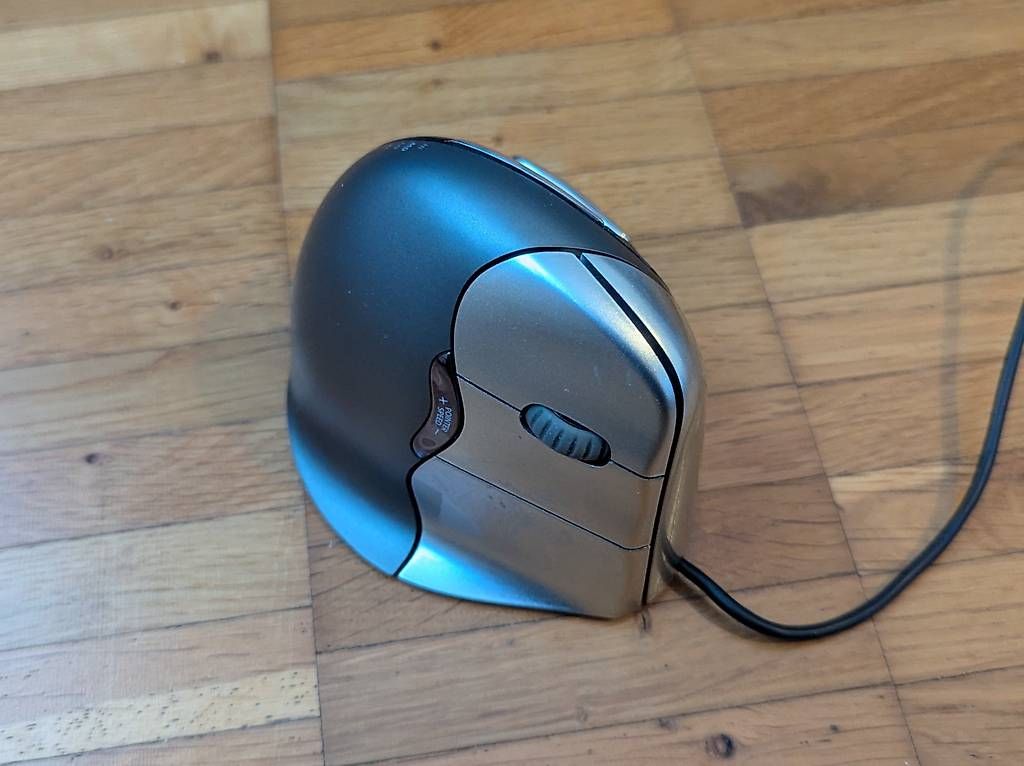 Souris: vertikale Maus (Evoluent VerticalMouse 4 Right) – D'occasion à Kreuzlingen par misfit777