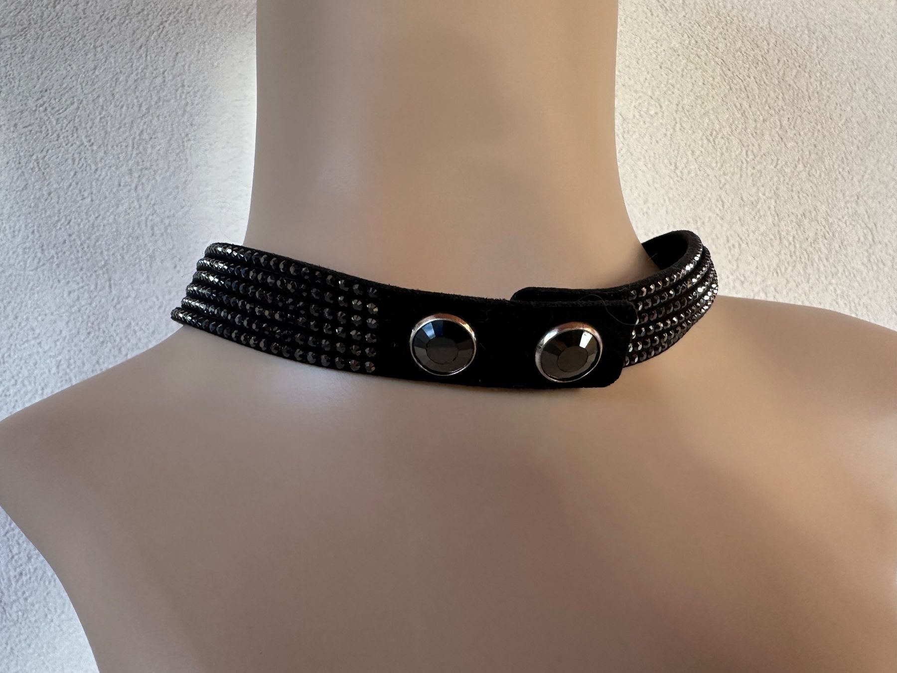 Swarovski Catenine: Glitzercollier Schwarz mit 2 Stufen Verschluss – Nuovo (secondo la descrizione) da Wallbach venduto da logologo01 1