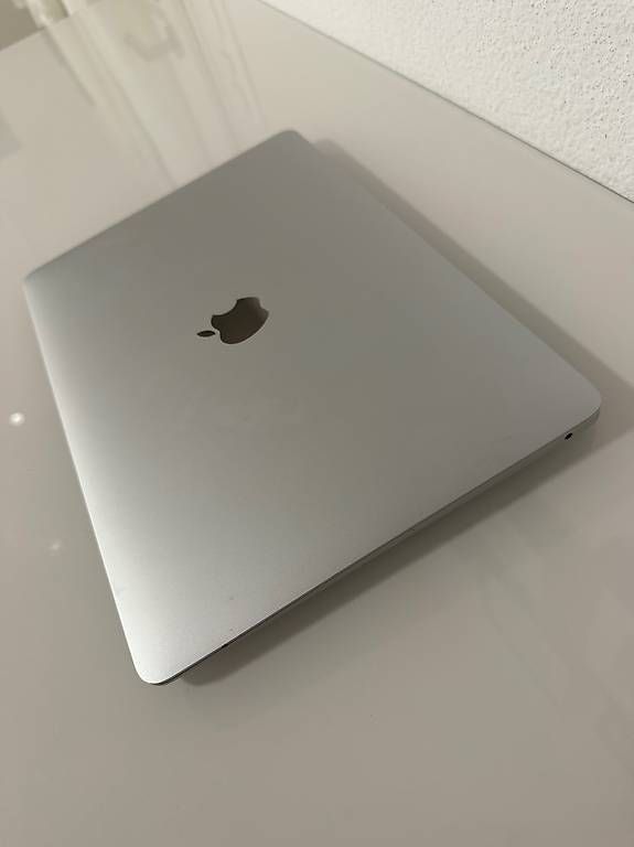 Apple Portables: Macbook Air M1 – D'occasion à Adliswil par lar_2ltd 3