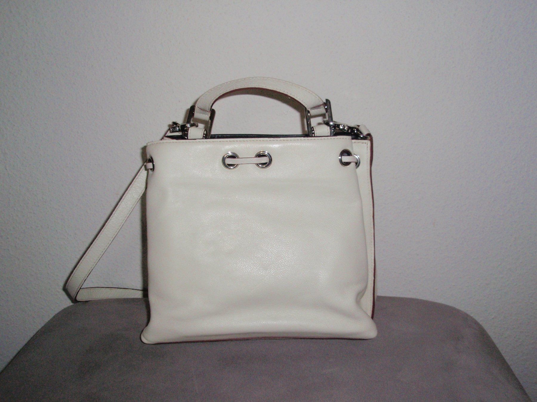 Zara Borse da donna: ZARA Leder Handtasche/Umhängetasche – Usato da Basel venduto da Birs868 2