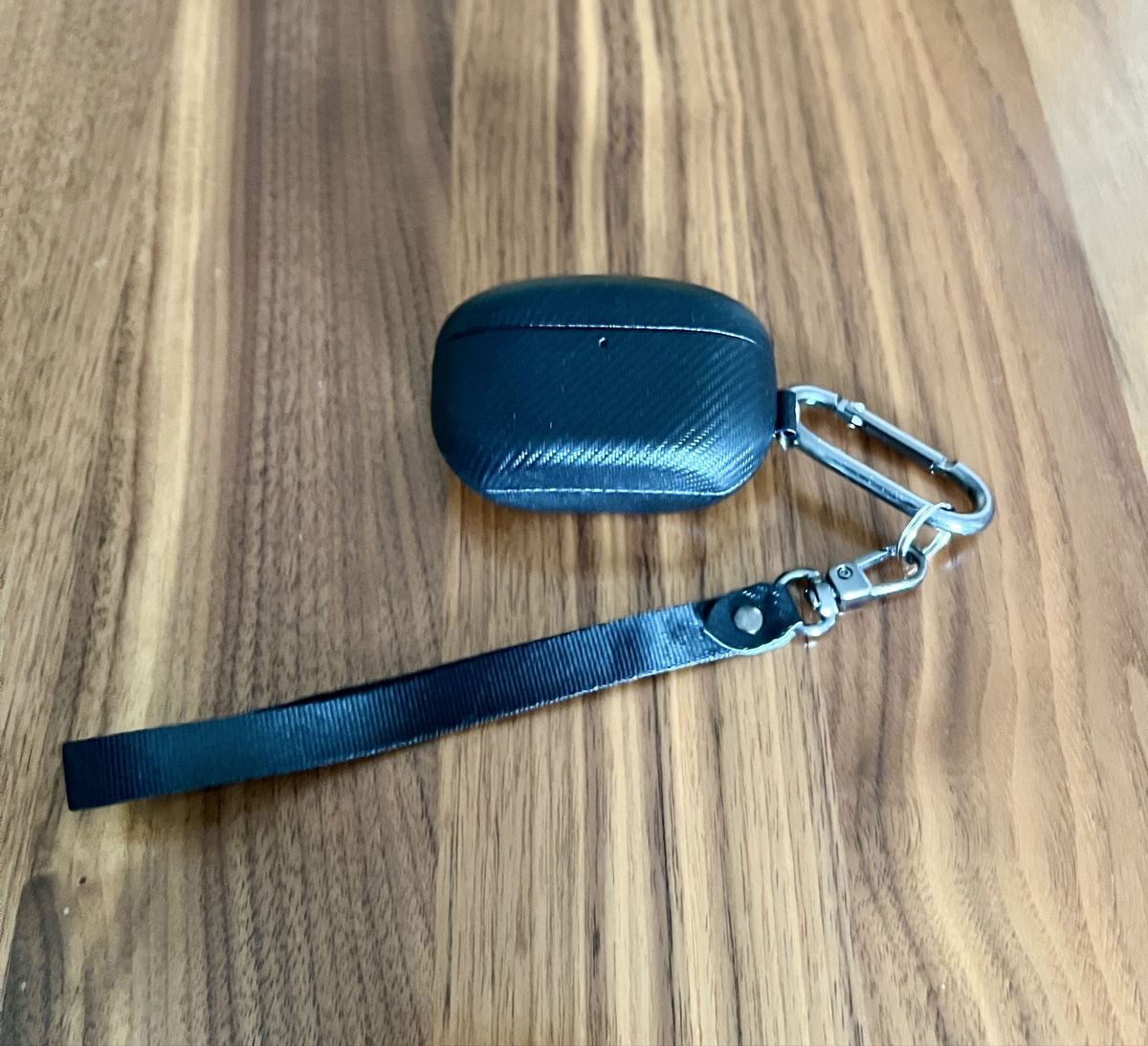 Sony Cuffie: Sony WF-1000XM5 Wireless Kopfhörer mit Case – Usato da St. Gallen venduto da Zaruhi34 3