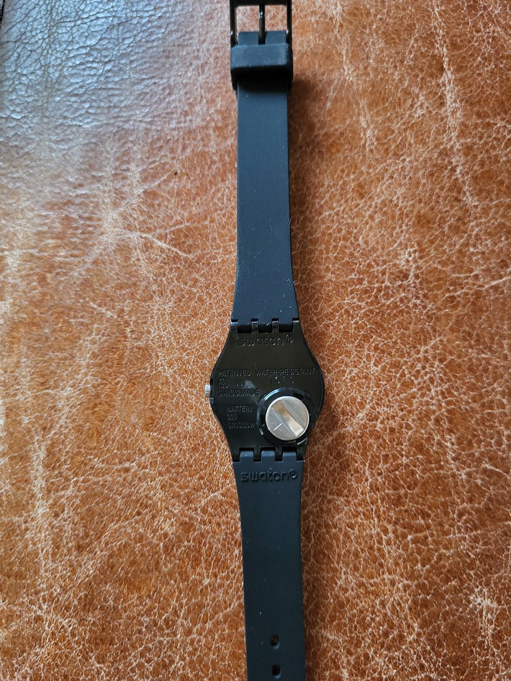 Swatch Orologi: swatch Lady Black jamais porté – Usato da Aproz (Nendaz) venduto da mar_zxm9 1