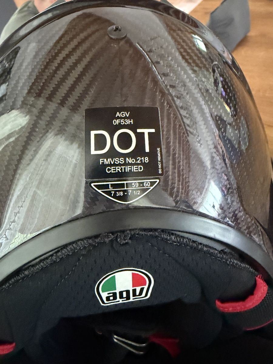 AGV Casques & visières: AGV Pista GP RR Carbon Grösse L – D'occasion à Intschi par sam_t5kc 3