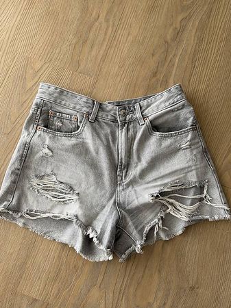 Hot-Pants Grau