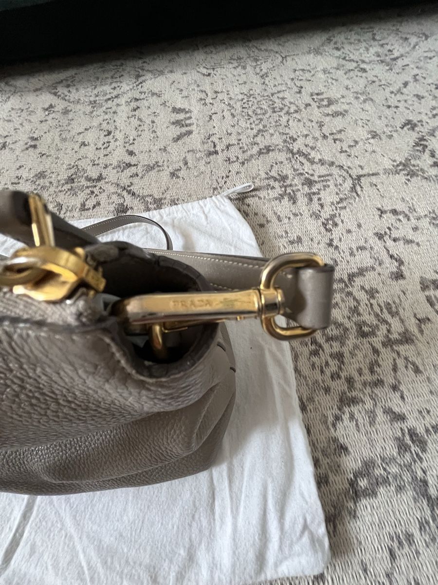 Prada Borse da donna: Original Prada Handtasche Leder Taupe – Usato da Chur venduto da Mity88 4