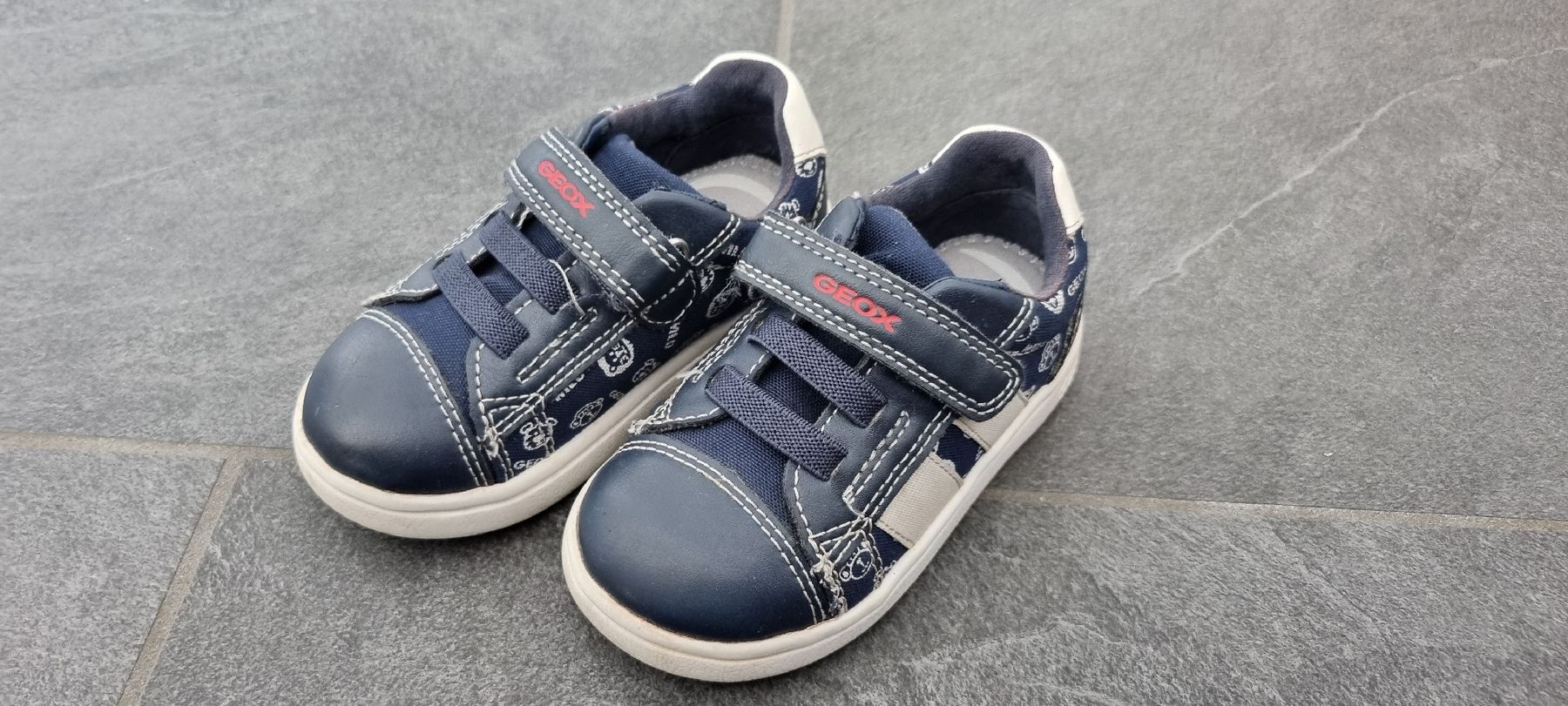 Geox Scarpe per ragazzi: Geox Kinderschuhe Grösse 22 – Usato da Birmensdorf ZH venduto da borstenking