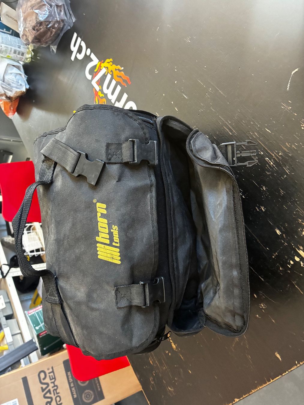 Compressori: 12V Horntools 2 Zyl. Kompressor 160L – Usato da Zollbrück venduto da outlet16 2