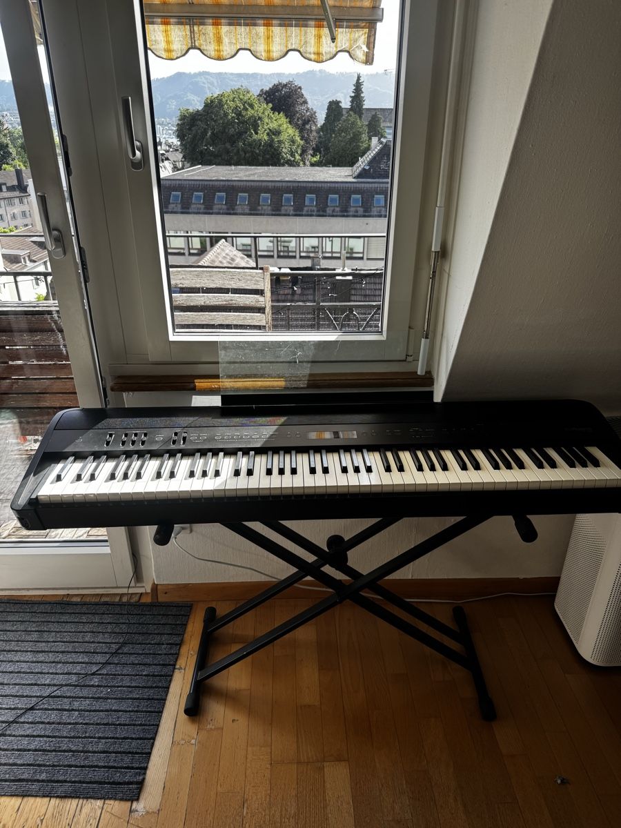Roland Strumenti musicali: Piano Roland FP90 – Usato da Zürich venduto da vicuga 2
