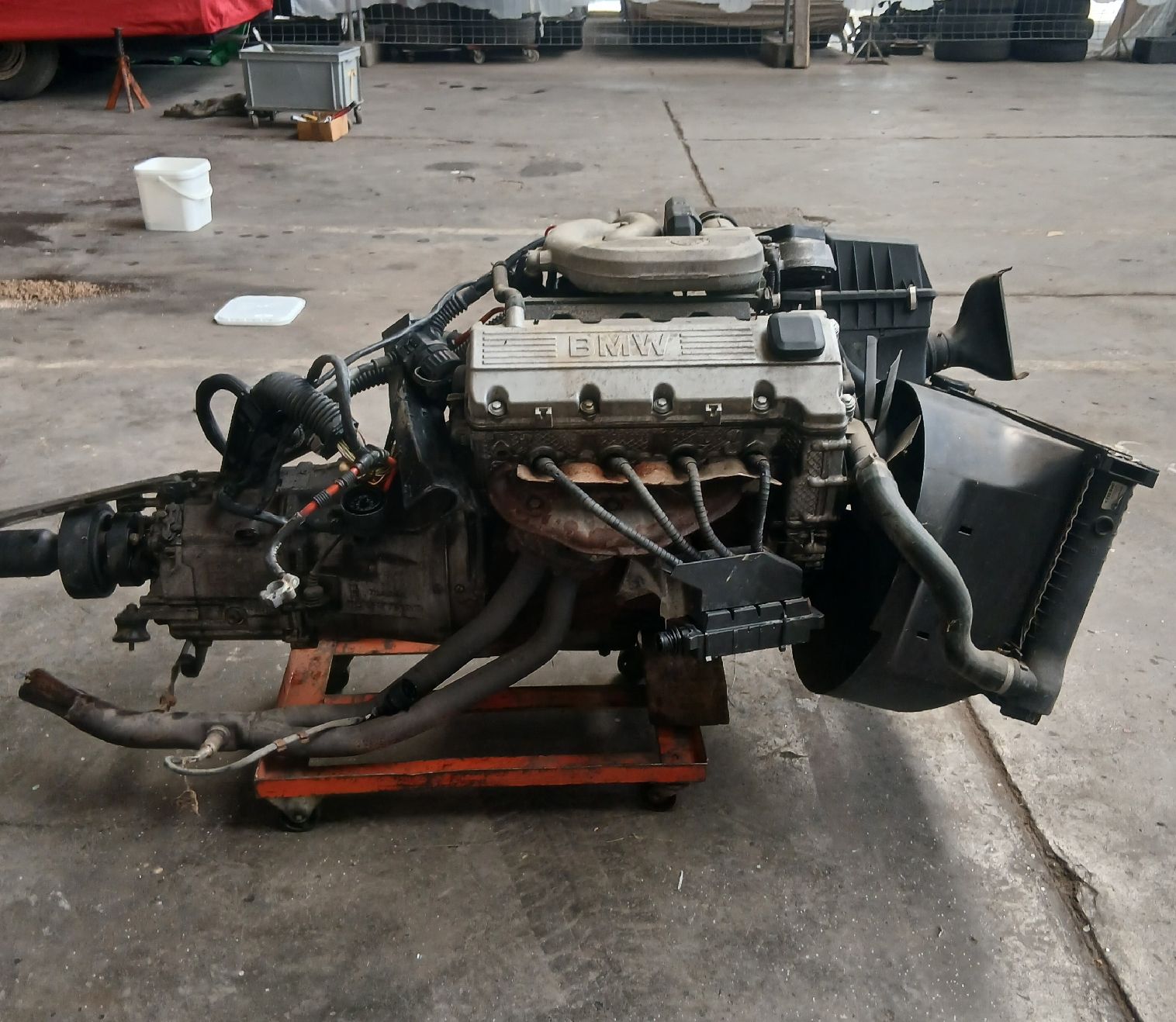 BMW Motori: Moteur BMW E36 316 Compact – Usato da la heutte venduto da Auto-stock 3
