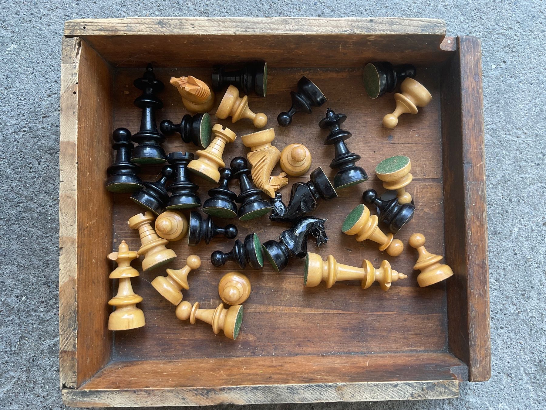 Giochi: Schachfigur Schach VERSAND 10.- – Usato da Aarau venduto da Schnabeltier01