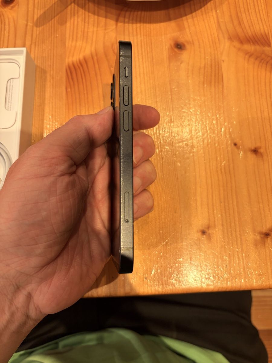 Apple Telefoni cellulari / Smartphones: iPhone 12 mini schwarz tiptop! – Usato da Eschenbach SG venduto da Nairolf1 2