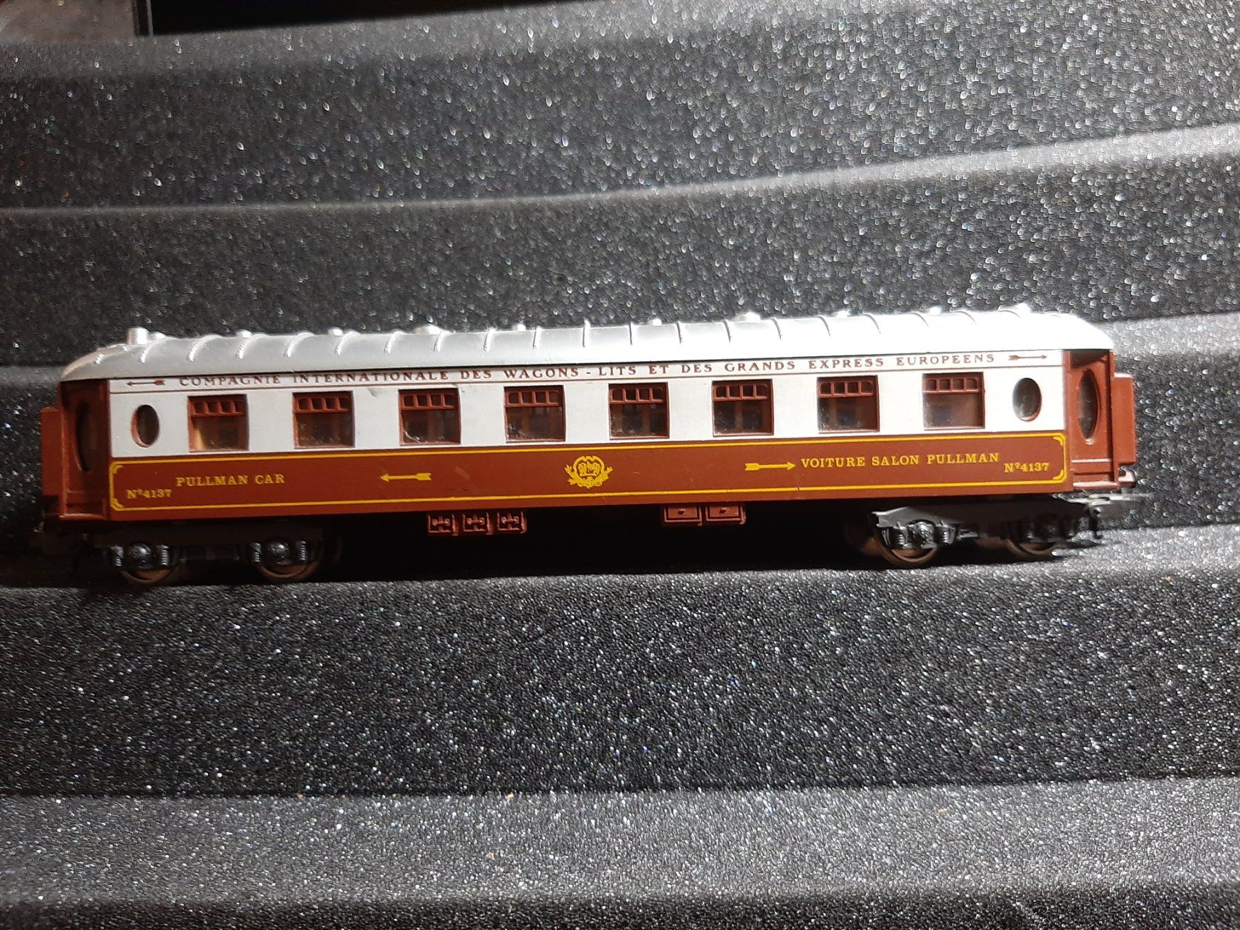 Lima Modellini di ferrovie: LIMA PULLMAN CAR NR 4137 – Usato da Avully venduto da RIVALIS