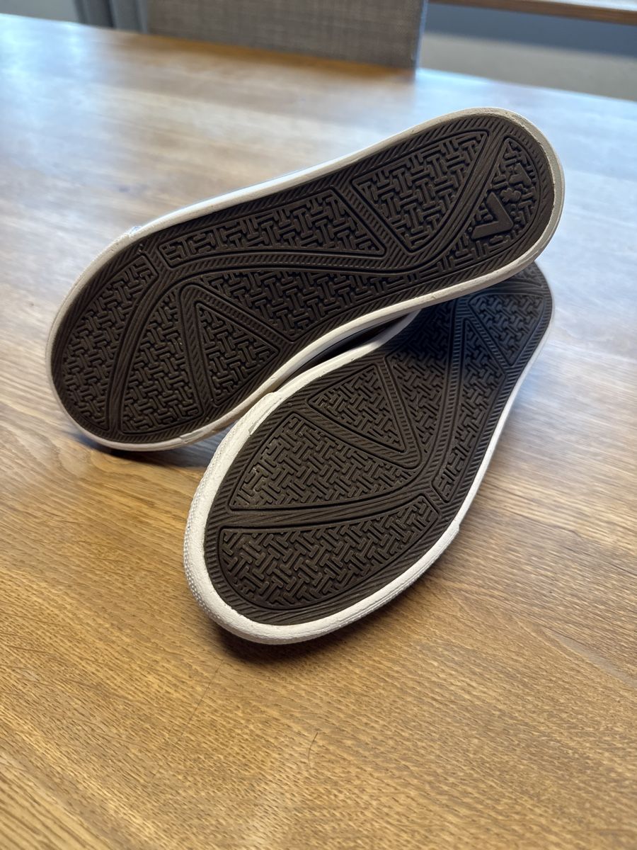 Scarpe da uomo: Sneaker gelb Gr. 34 – Usato da Rohr b. Olten venduto da -FaLu- 2