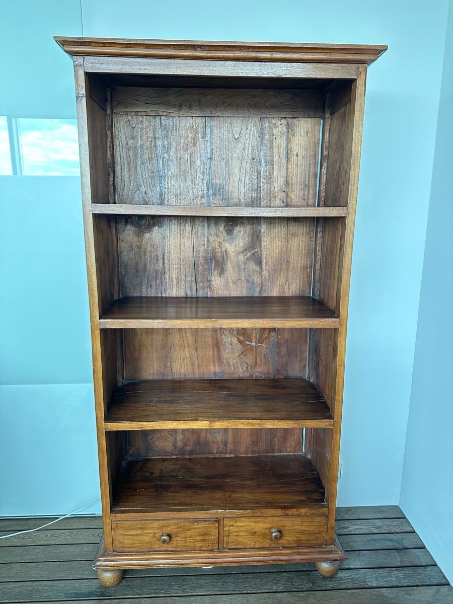 Regale: Antique bookcase with drawers, solid wood – Gebraucht aus Les Diablerets von