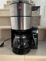 Filterkaffeemaschine mit Mahlwerk