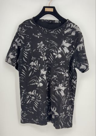 # MAN - T-Shirt Gr. L #