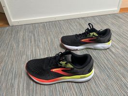 Brooks Ghost Laufschuhe, wie neu