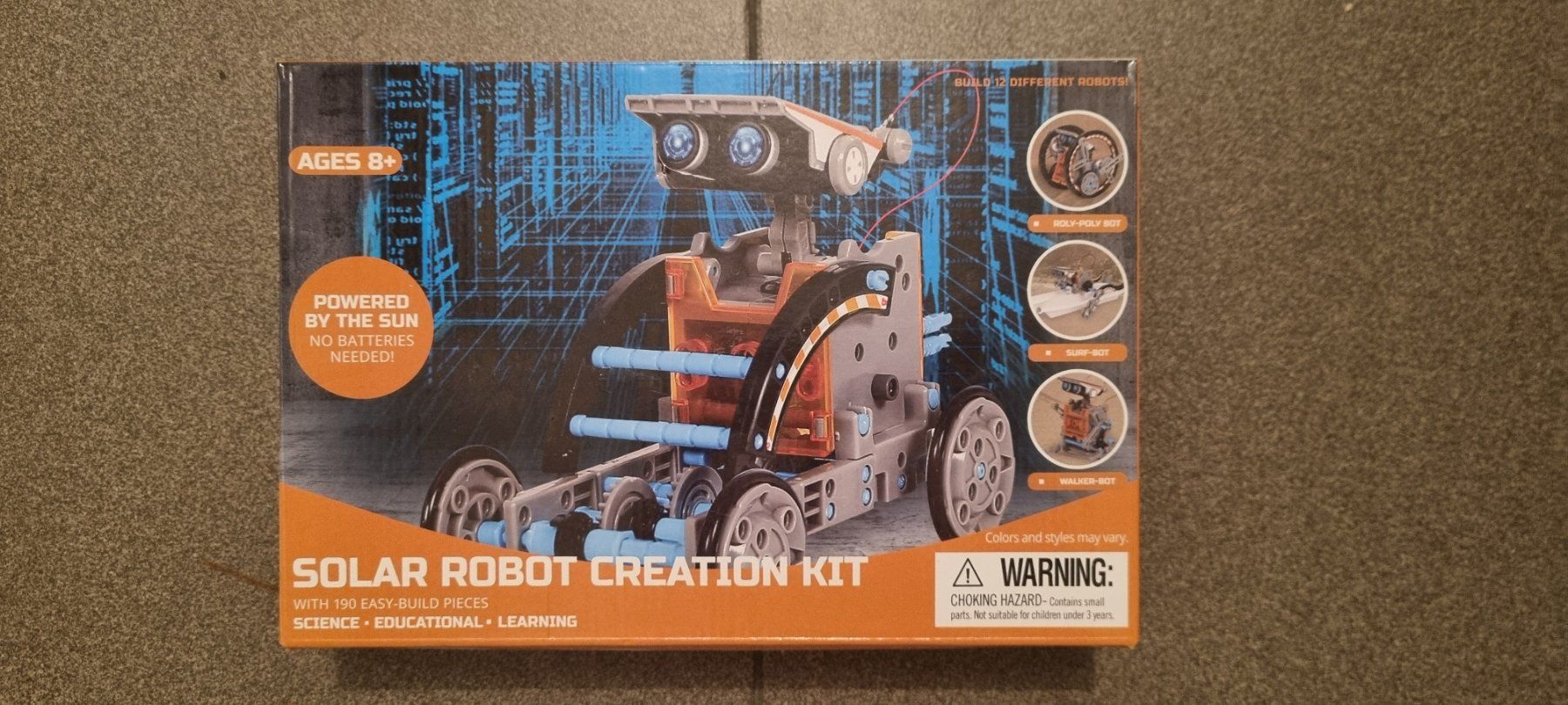 Spielzeuge: 12-in-1 Solar-Roboter-Set – Neu und originalverpackt aus Basel von Dawid1713