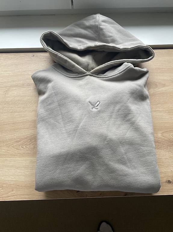 Maglioni & Felpe: Distorted People Pullover M grau – Usato da Zürich venduto da bei_7cvn