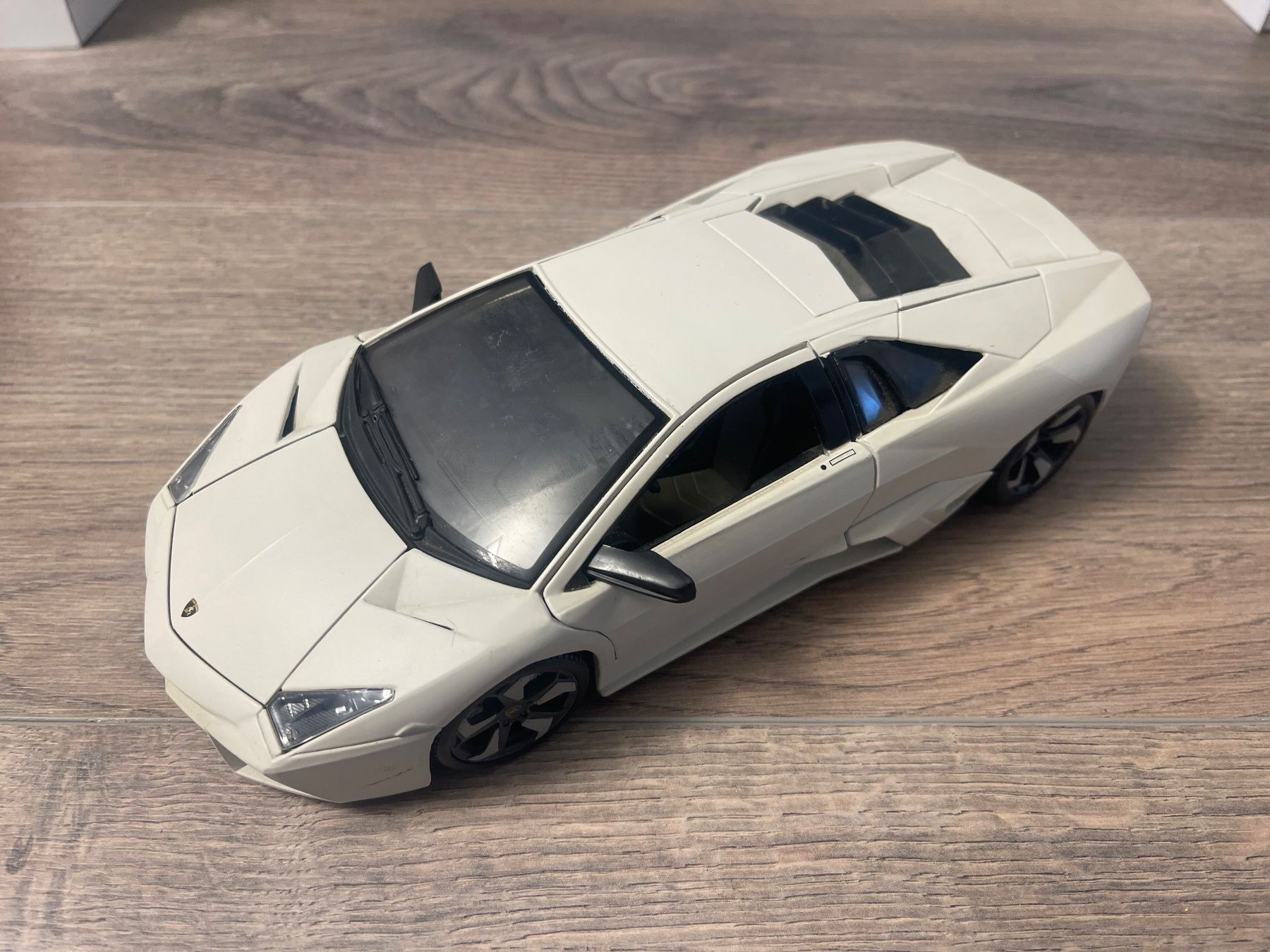 Bburago Modellini d'auto: Lamborghini Reventon, 1/18, Bburago – Usato da Basel venduto da mariablanka 2