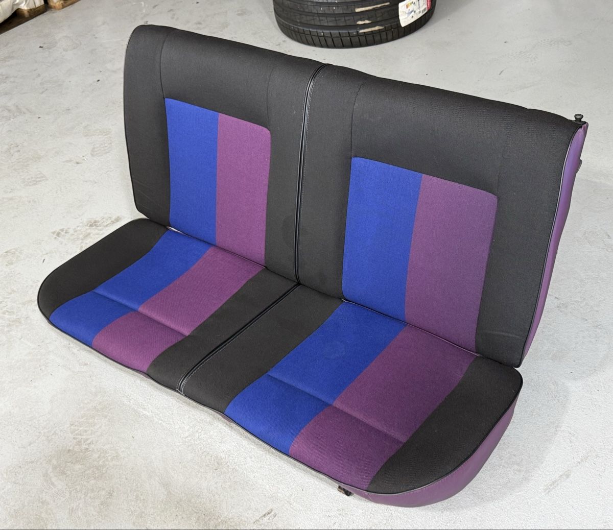 VW Alle Autoersatzteile: VW Golf 2 G60 “Fire and Ice” Rücksitzbank Original – Gebraucht aus Niederhasli von Ajlina1212 1