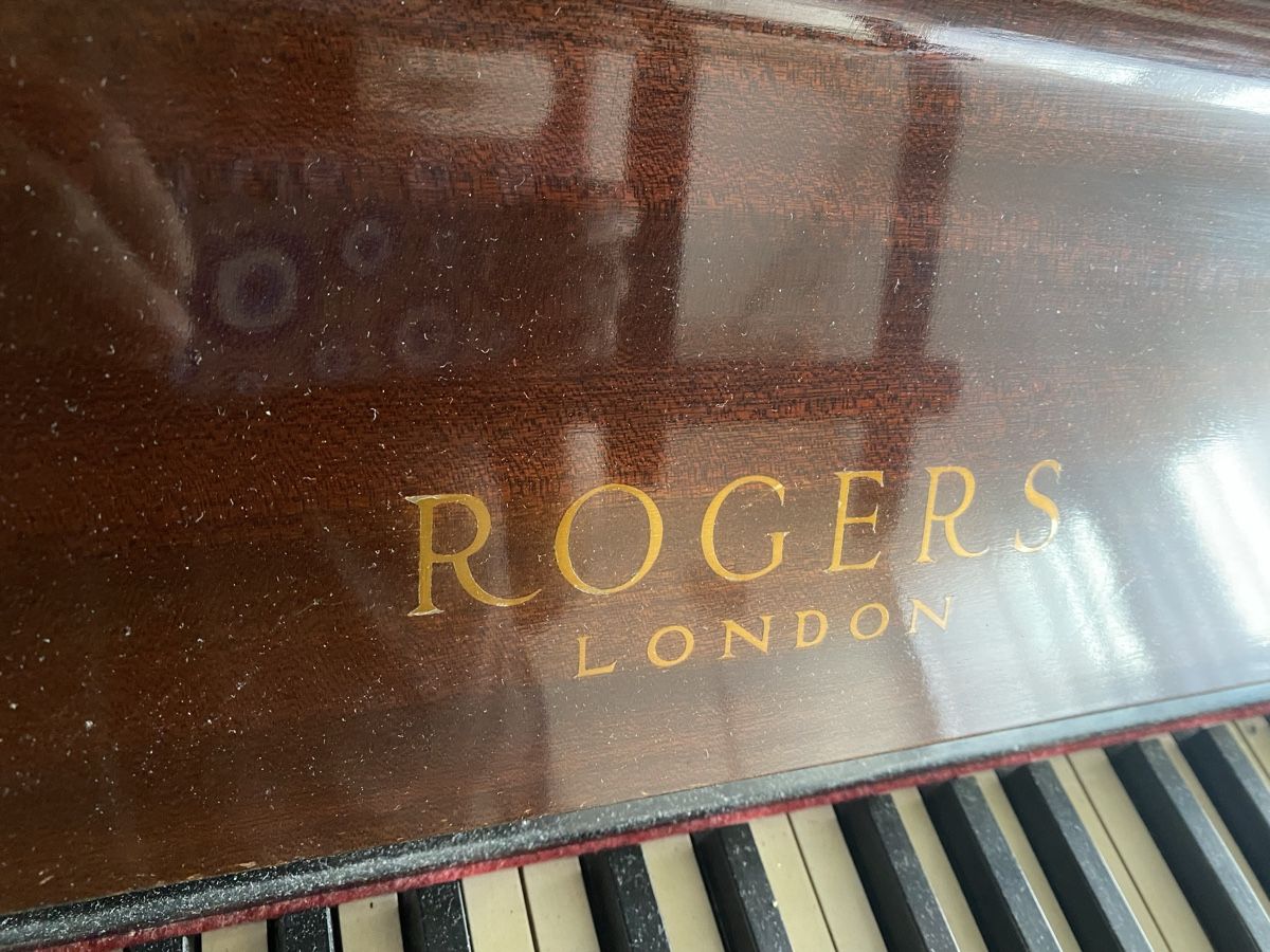 Strumenti musicali: Piano Rogers – Usato da Meyrin venduto da The_Top_Dressing 1