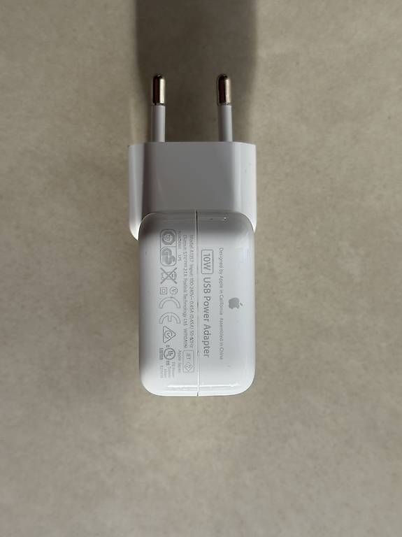 Caricabatterie: Apple Ladegerät & Kabel USB 10W – Usato da Neuhausen am Rheinfall venduto da aleksandar.venco