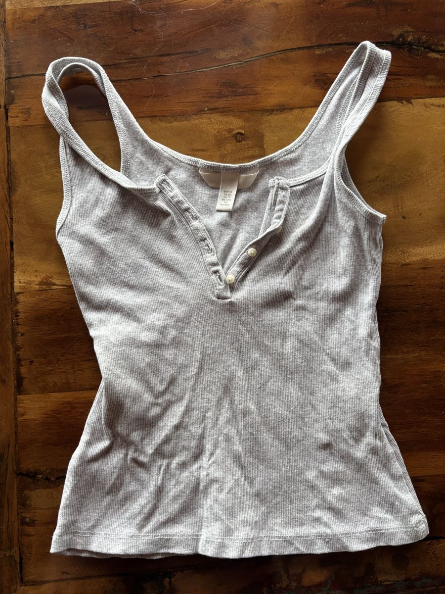 H&M Top: Top | XS – Usato da Jegenstorf venduto da vanisaem