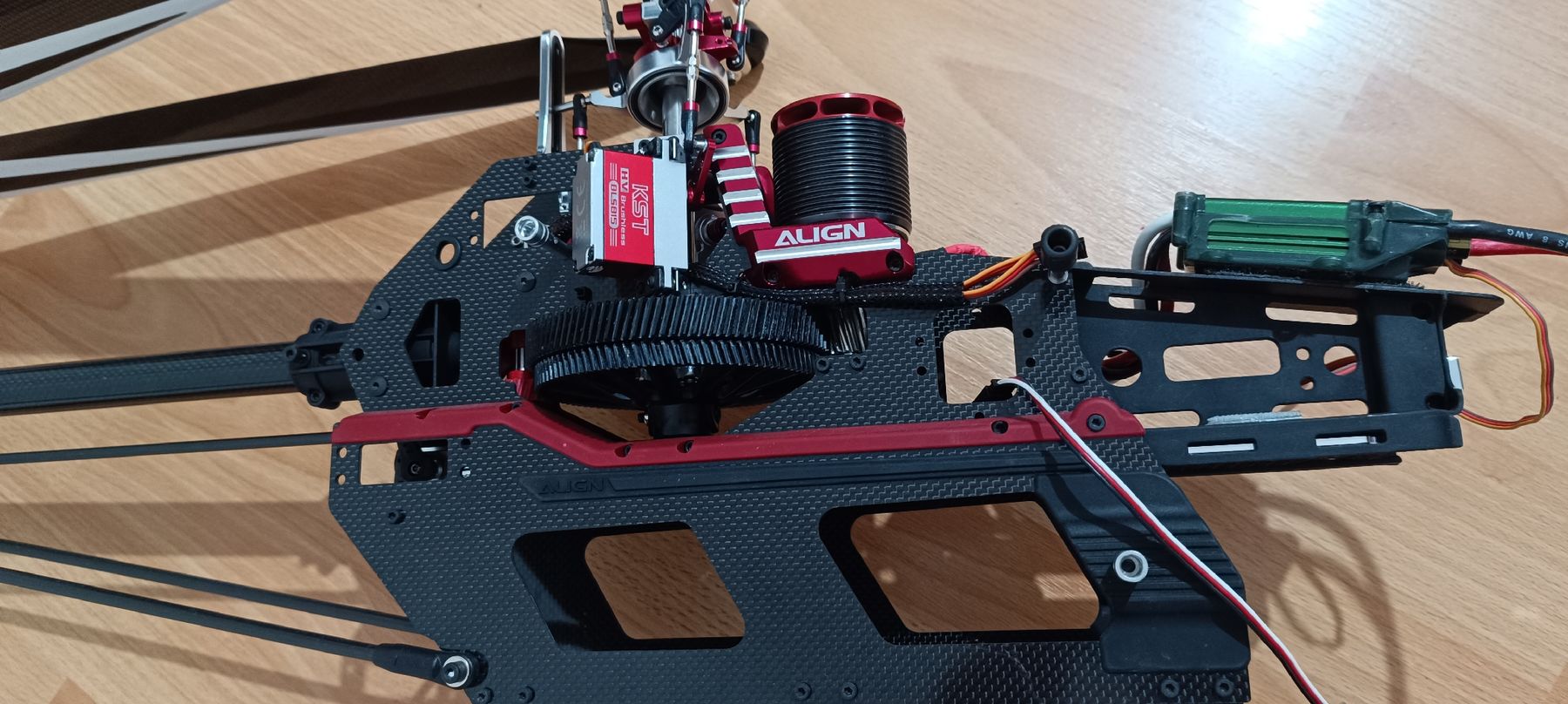 Align RC Kits de montage: Align T-Rex 700 Dominator  – D'occasion à Lausen par Trex700dfc 3