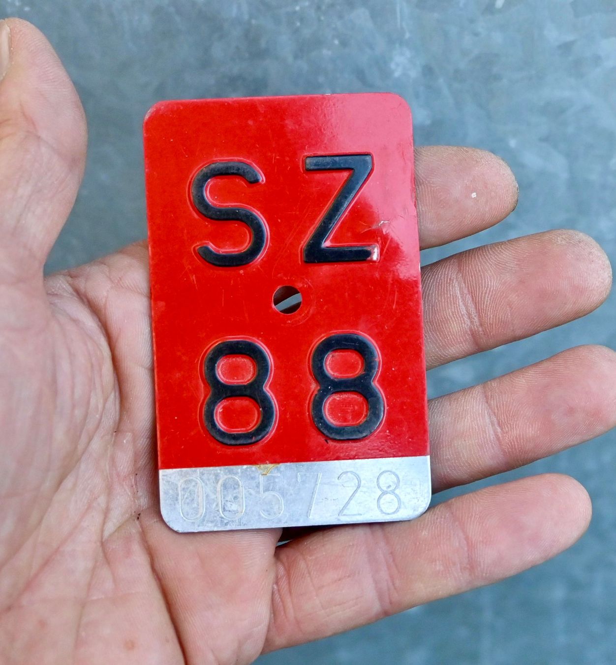 Schilder: Velonummer SZ von 1988 - Schwyz – Gebraucht aus Pfaffhausen von mono_rec 2
