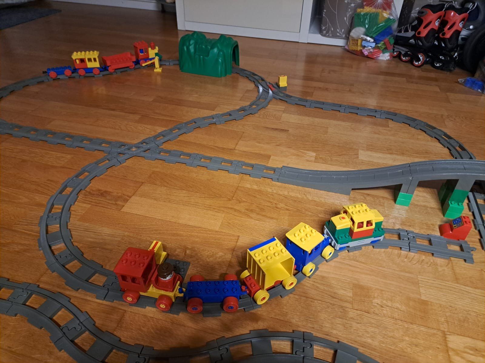 Lego Baukästen: Lego Duplo Eisenbahn Set mit Schienen – Gebraucht aus Münsingen von gro_zt8l 5