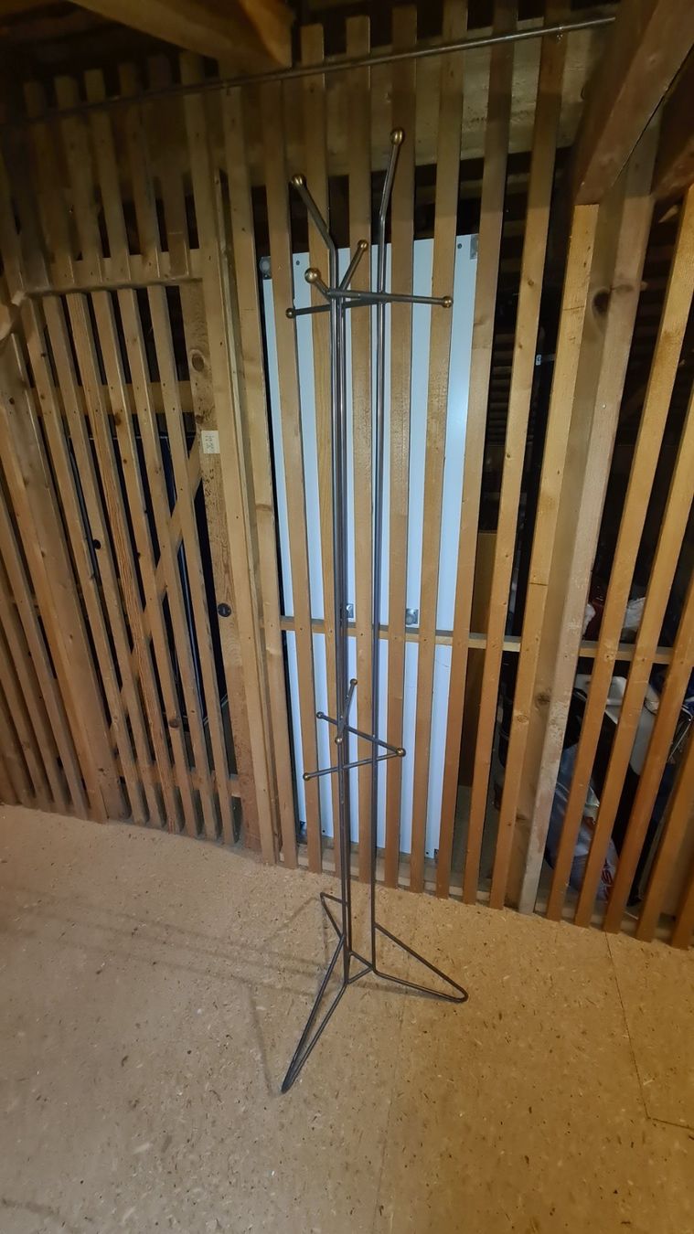 Garderobe: Garderobenständer – Gebraucht aus Ostermundigen von sch_y9pq 1